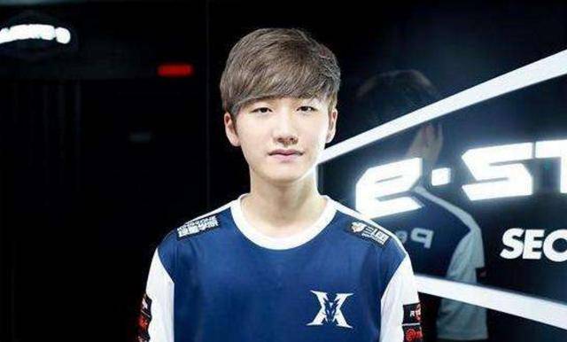 冷静而果断 冷静而果断